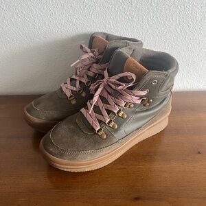 Keds Water Resistant Boots